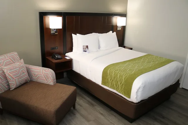 غرفة قياسية بسرير كوين، Comfort Inn Antioch - Century Plaza 5/7