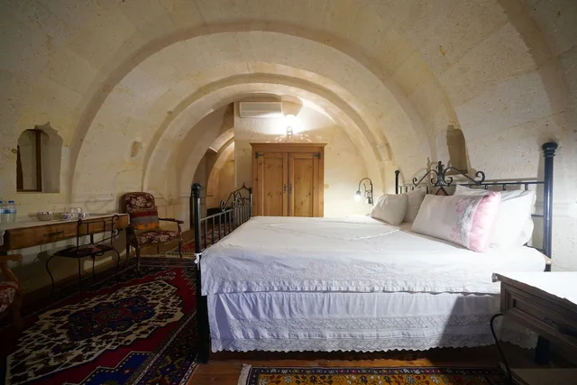 غرفة كومفورت بسرير كوين مع أريكة، Selcuklu Evi Cave Hotel - Special Class 3/9