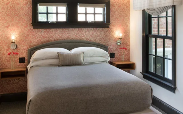 غرفة ديلوكس بسرير كوين، The Avery Georgetown 7/10