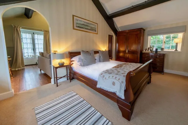 غرفة ديلوكس بسرير مزدوج، Burleigh Court Cotswolds 1/10