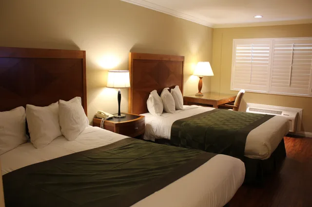 غرفة قياسية بسرير كينج، Garden Inn San Gabriel 3/10