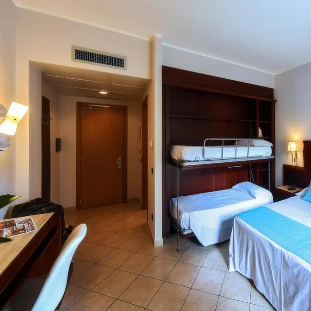 غرفة عائلية، Hotel Le Palme 6/10