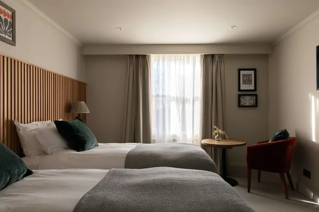 غرفة كلاسيكية بسريرين منفصلين بغرفة نوم واحدة، The Park Hotel Park Road 1/8