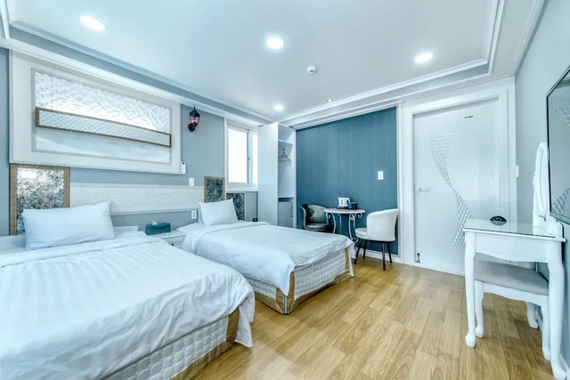 غرفة قياسية بسريرين منفصلين، Water Garden Resort 3/4