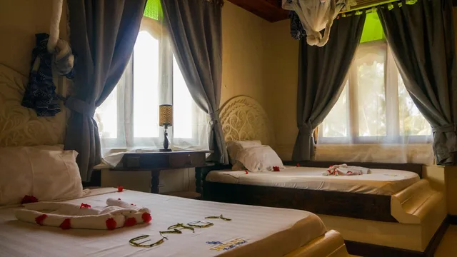 غرفة سوبيريور بسريرين منفصلين، Smiles Beach Hotel 1/2