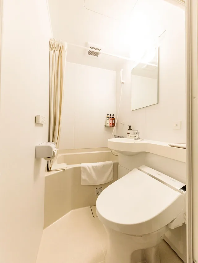 Semi Room, Semi Double Bed، Hotel Tokyo Trip Nishinippori 7/8