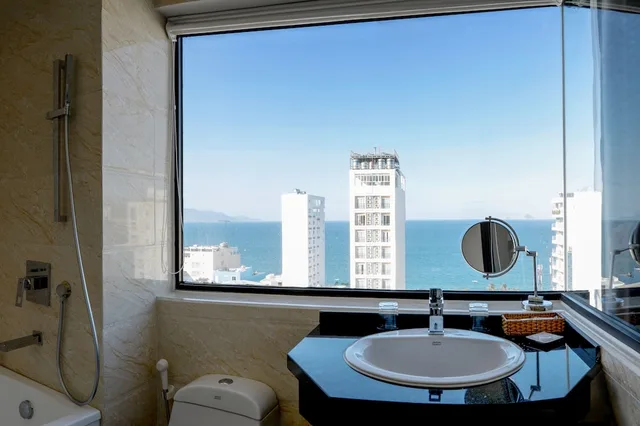 جناح غراند بسرير كينج وسريرين منفصلين، An Vista Hotel 10/10