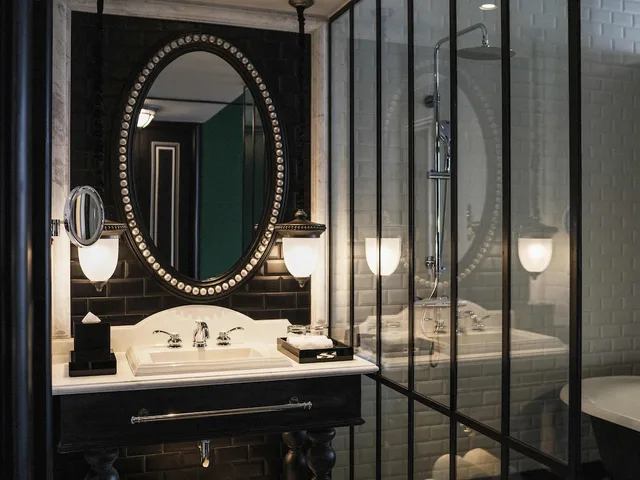 Deluxe, King Bed, Hotel De La Coupole Mgallery 7/10