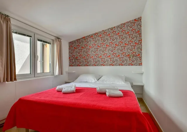 استوديو بسرير كوين بإطلالة على البحر بشرفة، Apartments Kentera 2/3