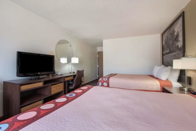 Standard, 2 Queen Beds, Super 8 by Wyndham College Station 3/4