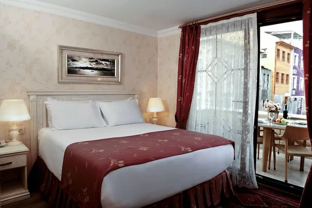 غرفة بسرير كينج، Sultanahmet Suites 1/9