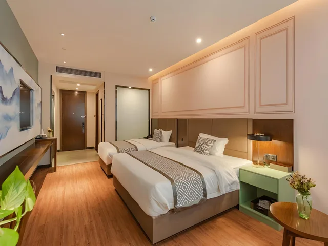 غرفة عائلية بسرير كينج وسرير فردي، Gem Hefei Qianshan North Road Phoenix Hotel 1/1