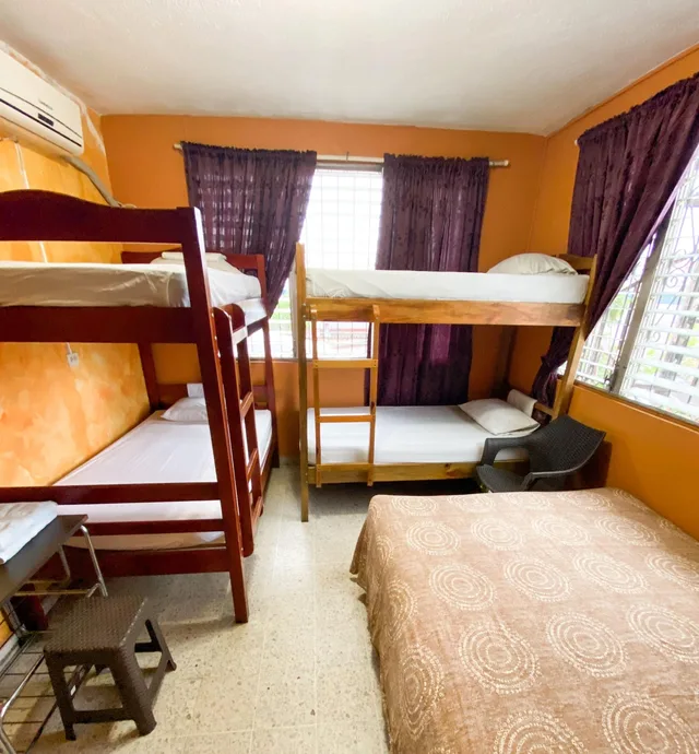 غرفة قياسية، Tamarindo hostel 1/9