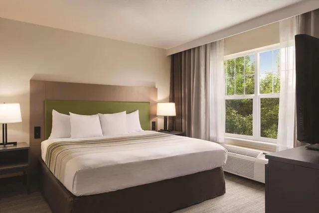 جناح بسرير كينج، Country Inn and Suites By Radisson Cottage Grove MN 2/5