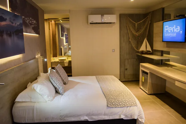 غرفة سوبيريور بسرير مزدوج، Perla Suite Hotel 1/6