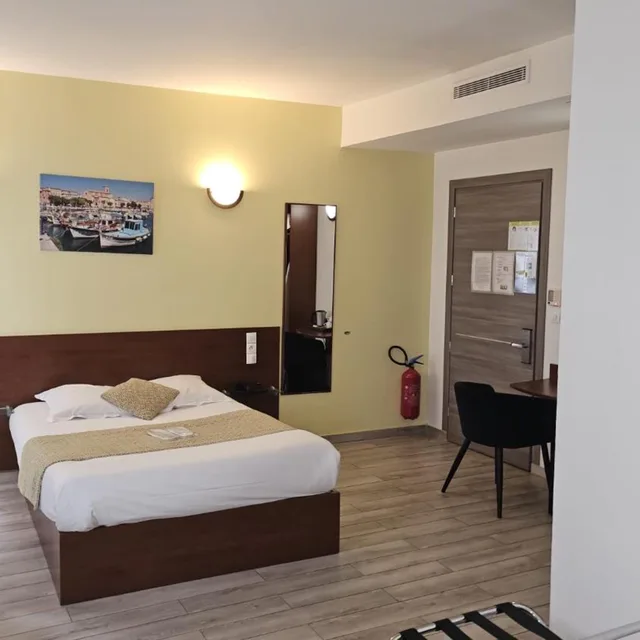 غرفة عائلية، Massilia Hotel 3/10
