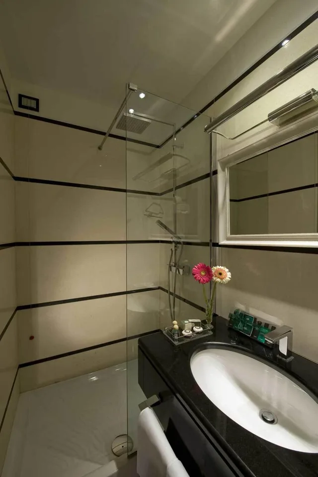 غرفة بسرير مزدوج أو سريرين منفصلين، Duca D Alba Hotel 2/10