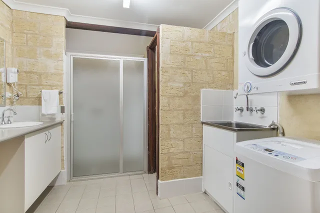 كابينة ديلوكس بسرير كوين وسريرين فرديين بـ3 غرف نوم، Discovery Parks - Bunbury Foreshore 1/1