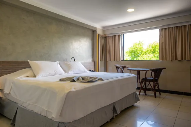 Superior, Double Bed, Lateral Side Sea View، Atlantico Praia Hotel 2/10