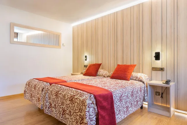 Room, Triple, Eth Solan 1/10