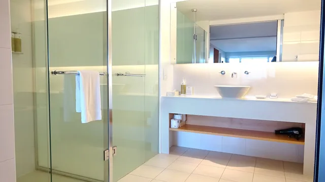 1 Bedroom, Wellness, Suite, King Bed, Adult Only، Avani Cypress Lakes Resort 6/6