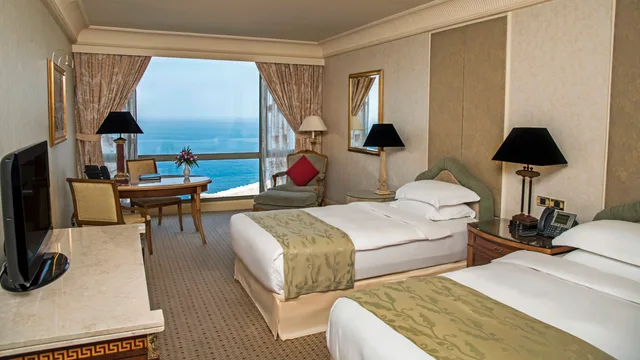 Pool, Premium, Twin Beds, Sea View, Intercontinental Phoenicia Beirut 8/10