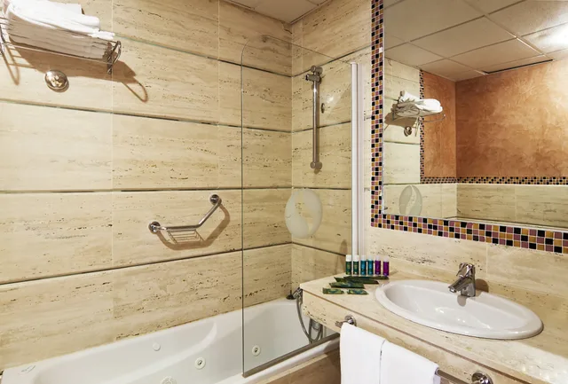 غرفة، Fenix Torremolinos Hotel – Adults Only 4/8