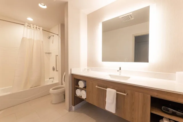 جناح بسرير كينج بغرفتي نوم، Residence Inn by Marriott Palm Beach Gardens 6/10