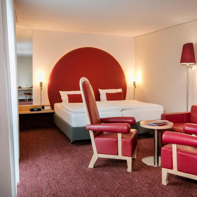 جناح جونيور، Arcotel Rubin Hotel 3/7