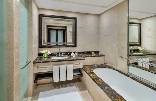 Fairmont Gold, Junior Suite, King Bed, Kaaba View، فندق ساعة مكة فيرمونت(Makkah Clock Royal Tower A Fairmont Hotel) 10/10