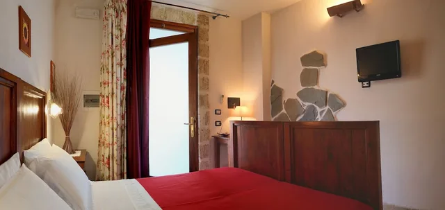 غرفة كومفورت بسرير كوين، Masseria L'uliveto 4/9
