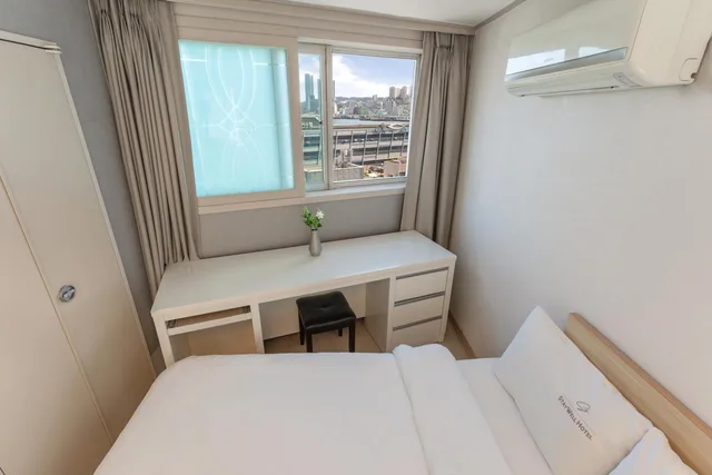 غرفة عائلية بسرير مزدوج، Staywell Hotel 5/10