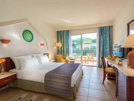 غرفة كلاسيكية سوبيريور بسرير مزدوج أو سريرين منفصلين بإطلالة على المسبح، Baron Palms Resort Sharm El Sheikh Adults Only Boutique Hotel (16+) 1/1