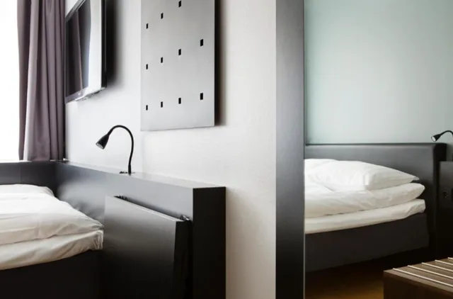 Room, Single, No Window, Comfort Hotel Xpress Stockholm Central 1/2