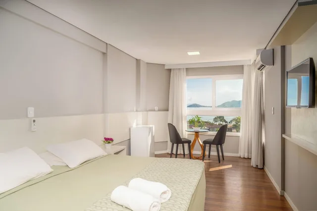 جناح فاخر بسرير كينج وسرير فردي بإطلالة على البحر، Canasvieiras Boulevard Hotel 4/5