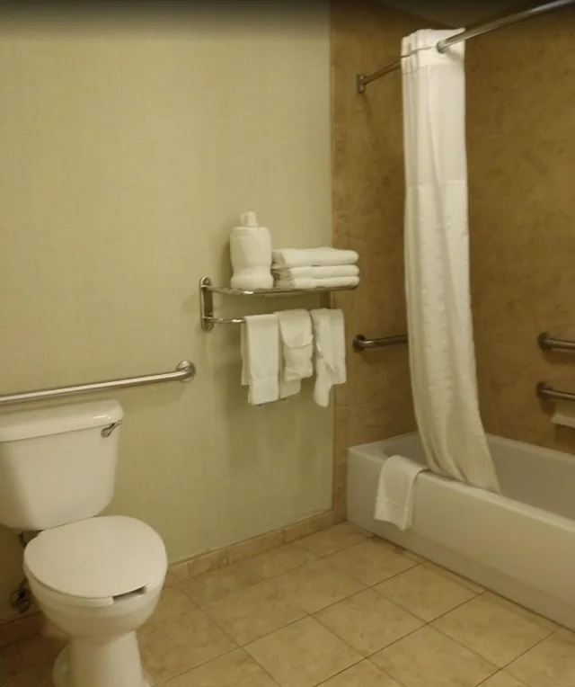 Suite, Multiple Beds, Accessible، Comfort Suites Near Texas A M University Corpus Christi 3/4