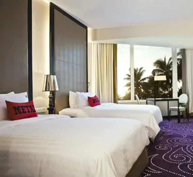 Deluxe, King Bed, Sea View, Hard Rock Hotel Pattaya 3/10