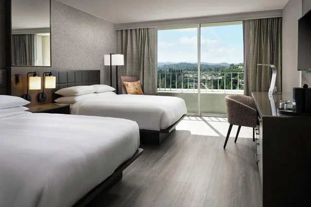 غرفة بسريرين كوين، Warner Center Marriott Woodland Hills 4/6