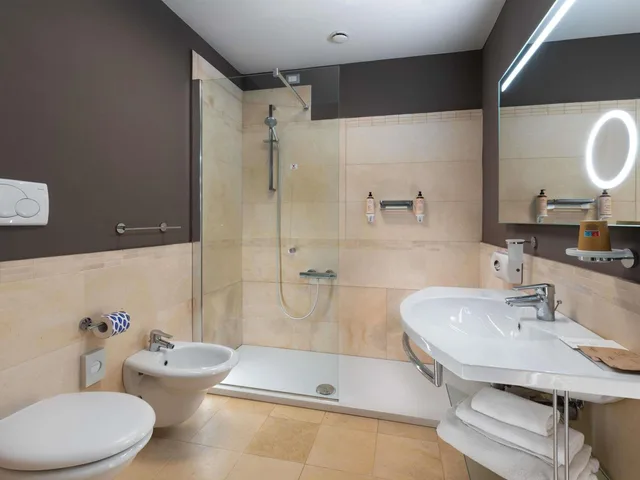 Privilege, Double Bed, Parlor, Terrace View، MERCURE RIMINI LUNGOMARE 5/6