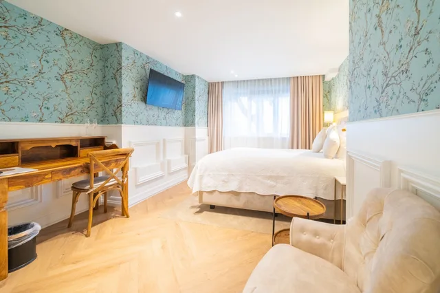 غرفة كلاسيكية بسرير كوين، Grand Hotel Normandy Bruges 2/5