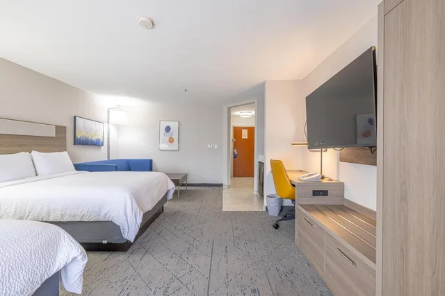 Suite, 2 Queen Beds, Sofa, Holiday Inn Express Hotel Suites College Station 1/9