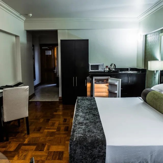 Superior, Double or Twin Bed, Belaire Suites 7/10