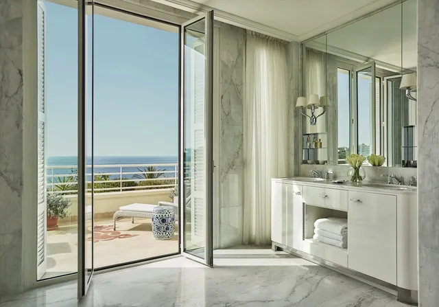 Riviera, French, Suite، Grand Hotel du Cap-Ferrat, a Four Seasons Hotel 8/9