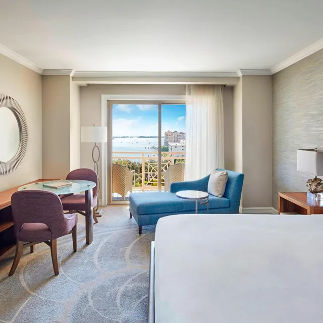 Guest Room, King Bed, Marina View, Club Floor, High Floor، The Ritz Carlton Sarasota 1/2