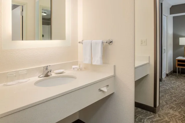استوديو بسريرين كوين مع أريكة، SpringHill Suites by Marriott Portland Airport 2/7