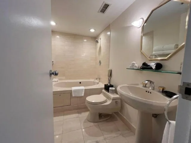جناح رئاسي، Cambridge Suites Hotel - Toronto 9/10