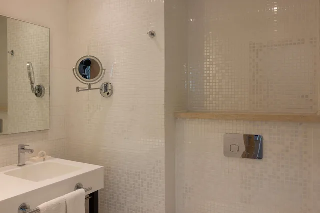 Junior Suite, 2 Double Beds, Ocean Front، DoubleTree by Hilton Mazatlan 6/7