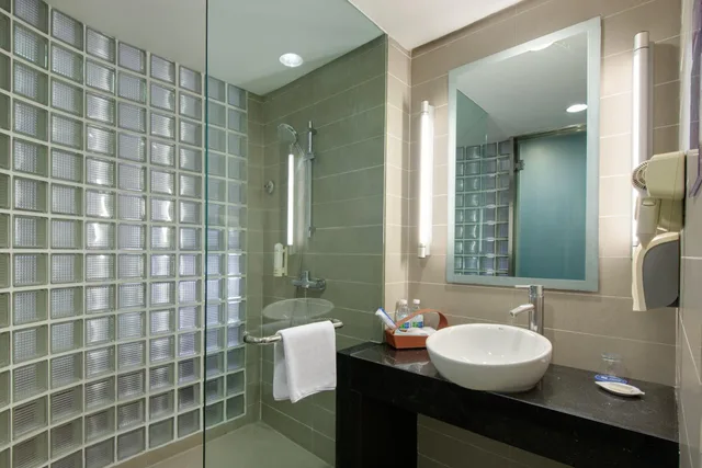 غرفة قياسية بسرير كينج بإطلالة على المدينة في طابق مرتفع، Holiday Inn Express Chengdu Gulou 5/6