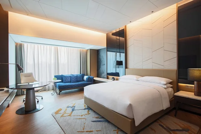 Basic, King Bed, Renaissance Xi'an Hotel 1/4