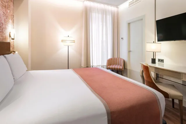 غرفة بسرير مزدوج أو سريرين منفصلين، Eurostars Sevilla Boutique 7/10